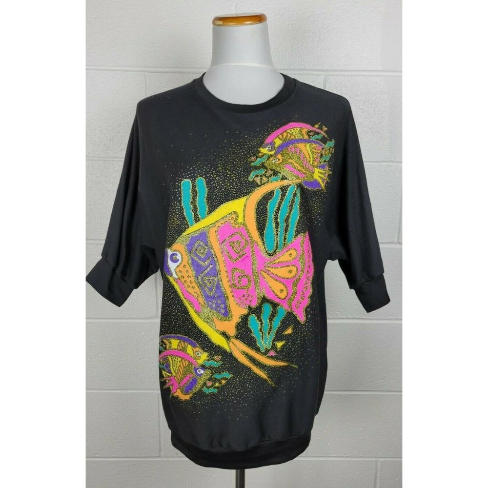 Tee Dee's Womens Vintage 80s 90s  Colorful Gold Tropical Fish Dolman T-shirt‎
